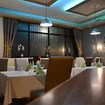 Hotel Ari