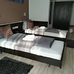 Hotel Ari 2*