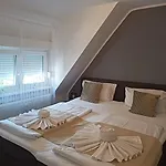 Hotel Ari 2*