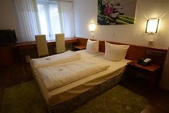 Otel Ari